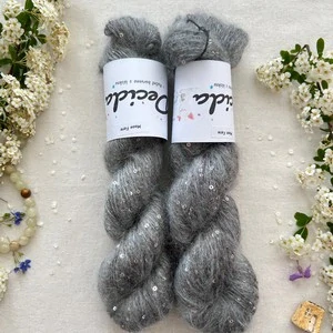 "Moon Fern" - 34% superkid mohér 11% hedvábí 41% nylon 14% polyester 195m/50g