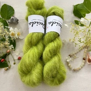 "Eletric Clover" 64% superkid mohér 3% merino 10% flitry 23% hedvábí 400m/50g