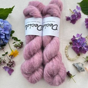 "Mauve Melody"- 64% baby alpaka 3% merino 10% flitry 23% hedvábí 400m/50g
