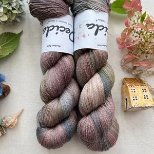 "Meadow Dust" merino/hedvábí 50/50 800m