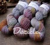 "Zadumaná" - merino a Donegal neps