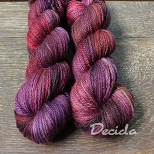 "Burgundy wine" - merino/kašmír/nylon ARAN 166m/100g