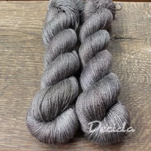 "Tmavá" Novinka Merino/tencel 333m