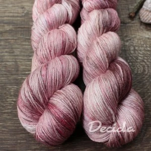 "Jahody se šlehačkou" merino/hedvábí 50/50 400m bez SUPERWASH