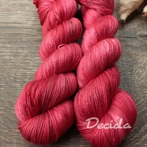 "Jahody" merino/hedvábí 50/50 400m bez SUPERWASH