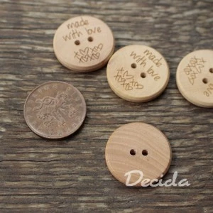 Dřevěné knoflíky Made with love 25mm