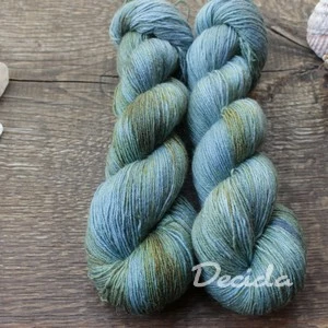 "Serenity" - 60%merino 20%hedvábí 20%ramie 425m/100g
