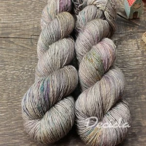 "Joía" merino/hedvábí 70/30 400m jednonitka 