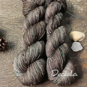 "Makossa" Donegal DK - 85% merino a 15% donegal nopky