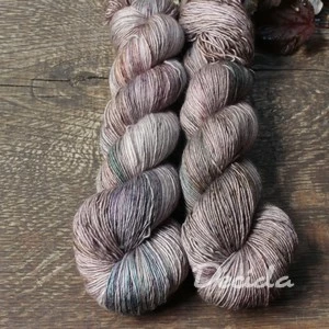 "Simon" merino/hedvábí 70/30 400m jednonitka