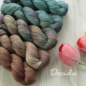 Fade "Země" - 60%merino 20%hedvábí 20%ramie 425m/100g