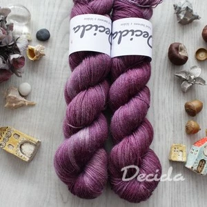 "Burgundy" 70%alpaka/10%kašmír/20%hedvábí 400m