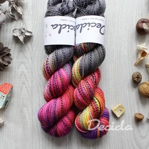 "Extravagance" - ZEBRA Merino sw/nylon 400m/100g