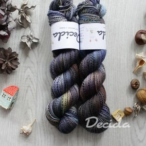 "Quiet treasure"- ZEBRA Merino sw/nylon 400m/100g