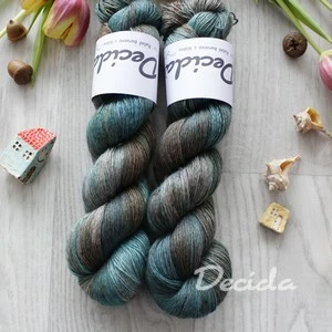"Dump" 120g - 65%merino 20%hedvábí a 15% yak