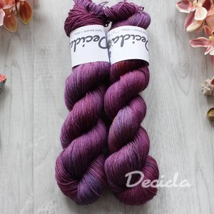 "Burgundy" - 70%merino/10%kašmír/20%hedvábí