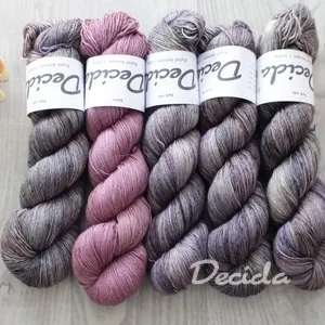 "Set 21" Merino sw jednonitka 366m (cena za 100g)