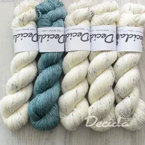 "Set 48" 100% Merino sw 365m (cena za 100g)