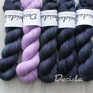 "Set 49" 100% Merino a merino/hedvábí 365m (cena za 500g)