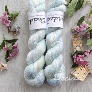 "Spring Rains" 50% Merino sw/50% tencel 333m