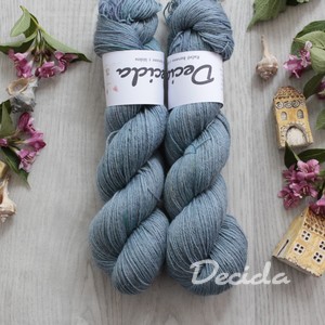 "Cinzas" -  80% Merino Easywash/20% Len 400m/100g