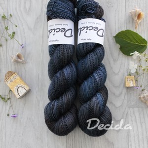 "Night whisper" - ZEBRA Merino sw/nylon 400m/100g