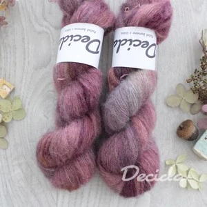 "Passion" - 42% baby alpaka 13% merino 10 % yak 35% hedvábí 50g
