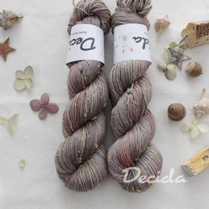 "Guava" Donegal DK -  merino sw a Donegal neps 212m
