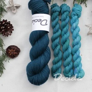 "Set 29" Alpine Bloom Hat - 160g Merino sw 300m