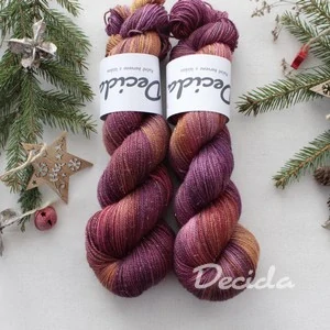"Manduri" - 100g Merino sw/Nylon/Zlatá stellina 400m