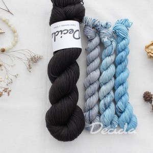 "Set 43" Alpine Bloom Hat - 160g Merino sw 300m