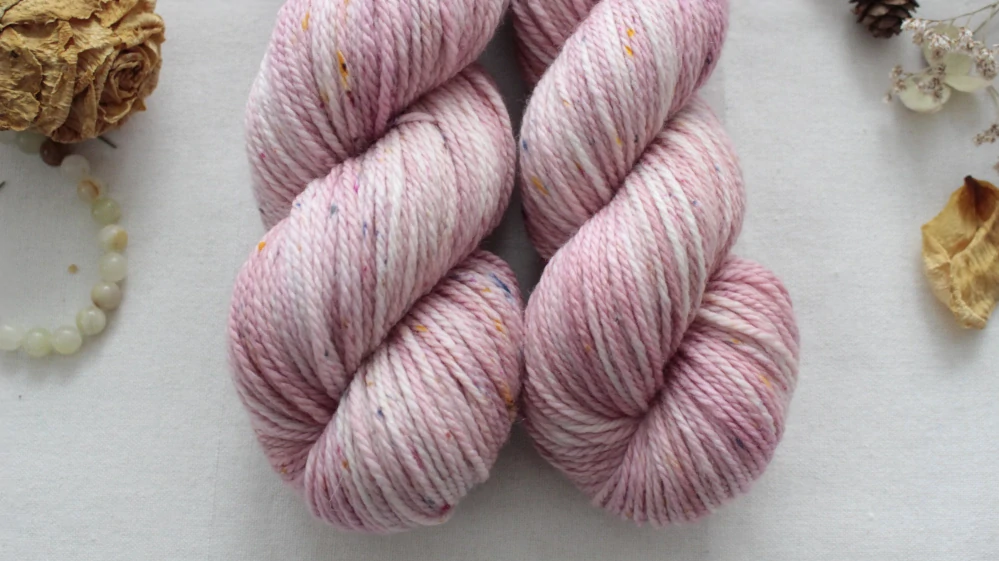 "Amandio" ARAN merino sw 166m/100g