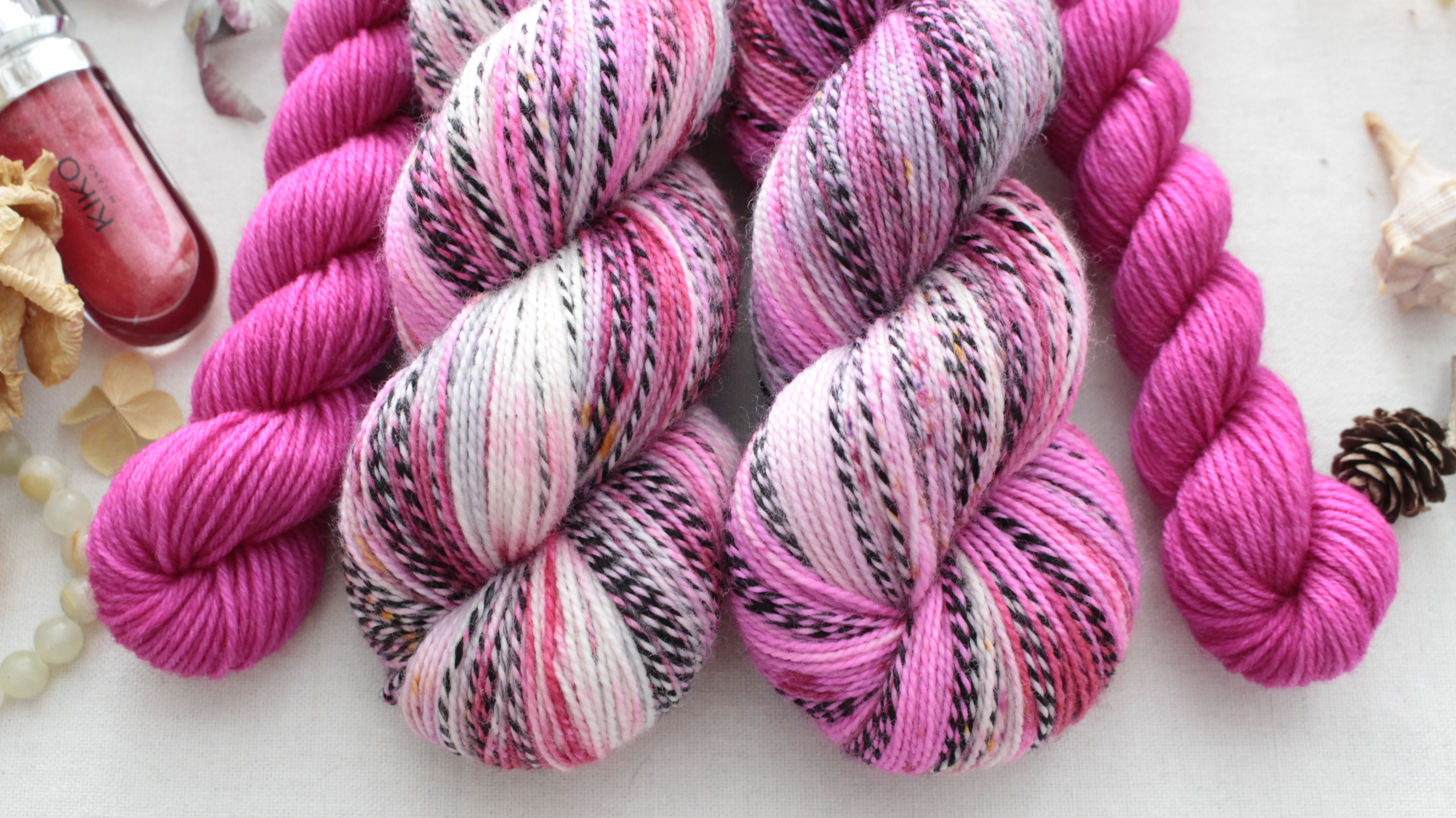 "Sweet Valentine" - ZEBRA Merino sw/nylon 365m - set 120g