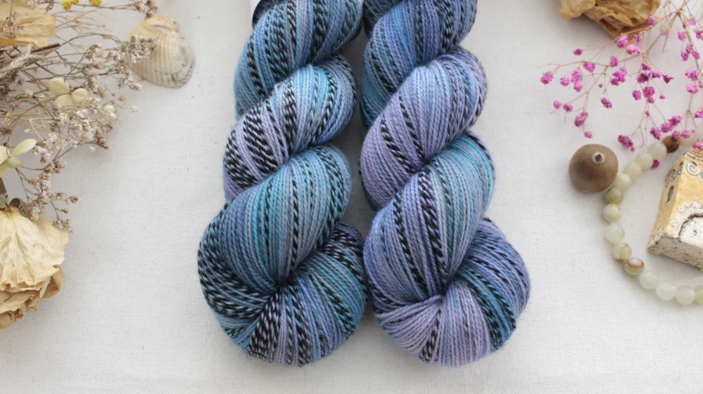 "Sueño 2" - ZEBRA Merino sw/nylon 365m