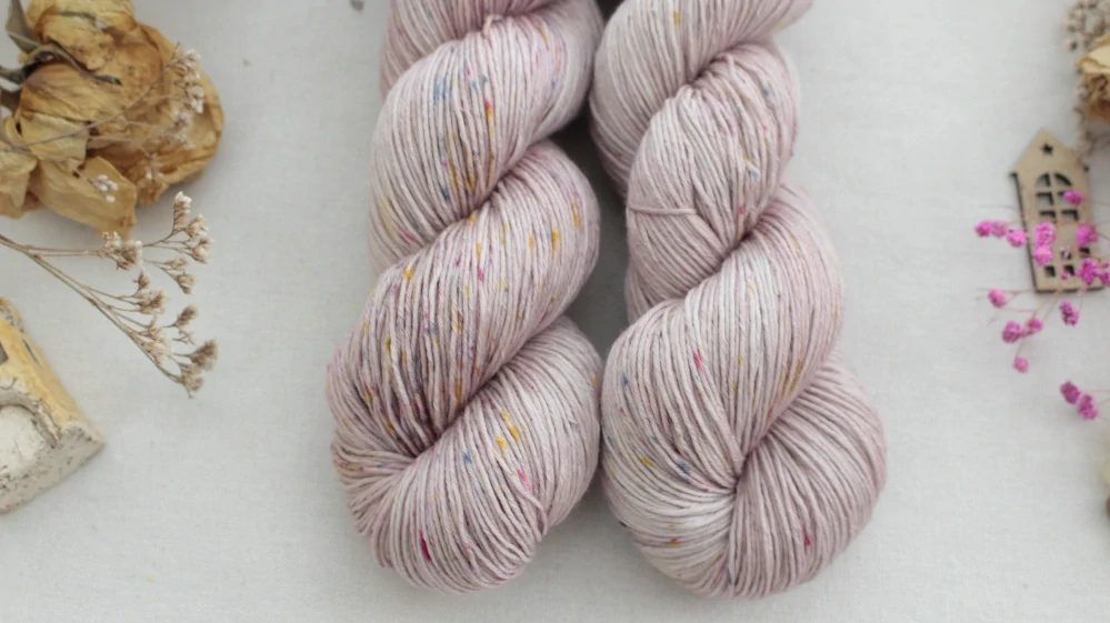 "Ciranda" 80% merino 20% hedvábí 400m 