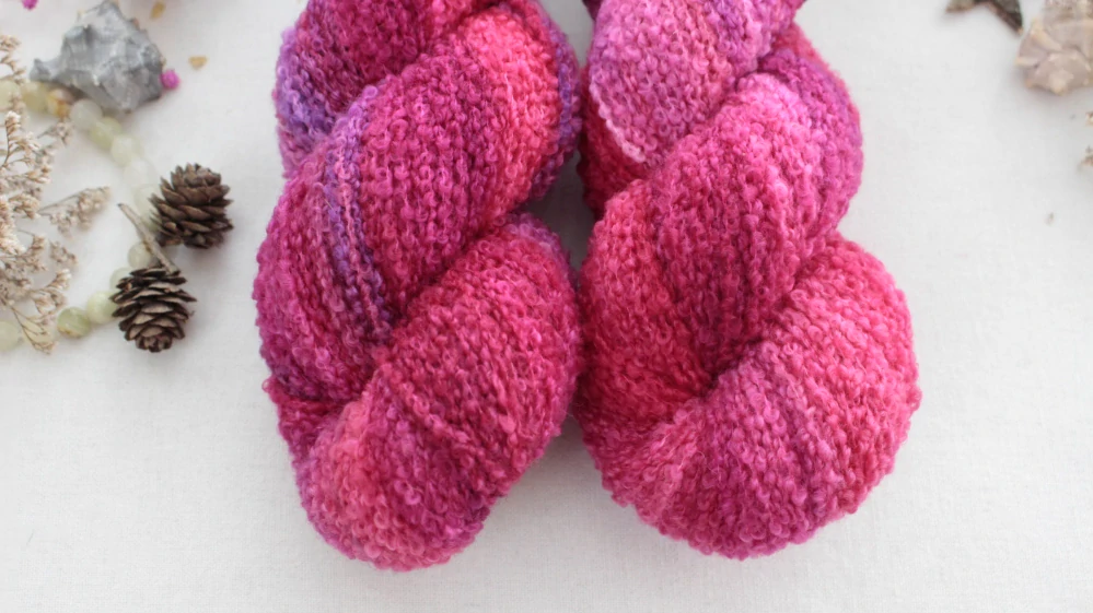 "Dimension" - merino sw Boucle 220m/100g