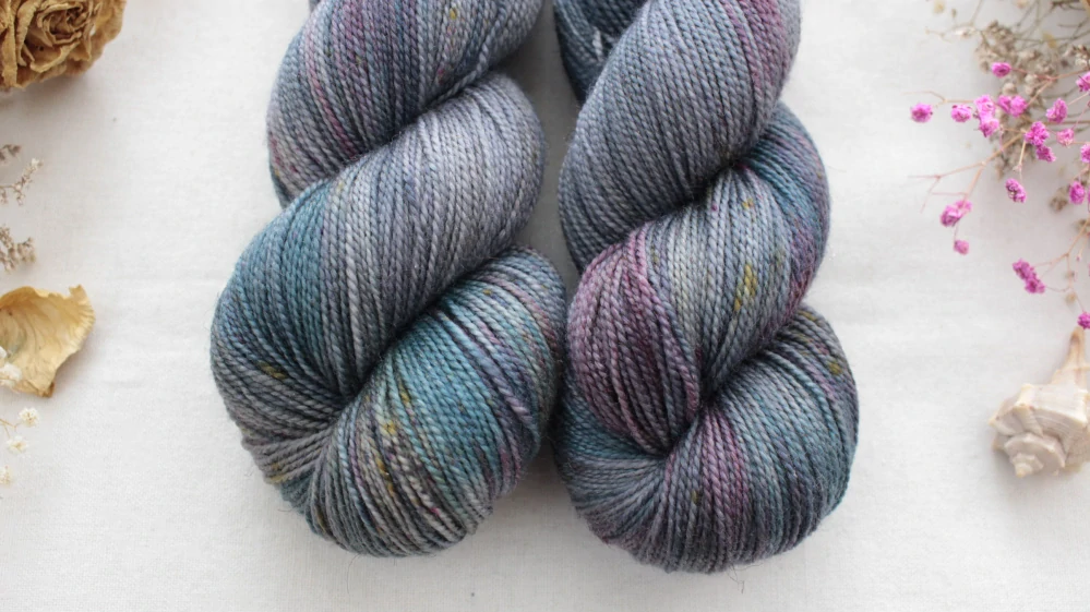 "Bahar" - merino sw/nylon/Bronze stellina 400m