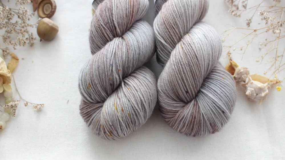 "Eridu 2"  EXTRA Merino sw/polyamid 400m/100g