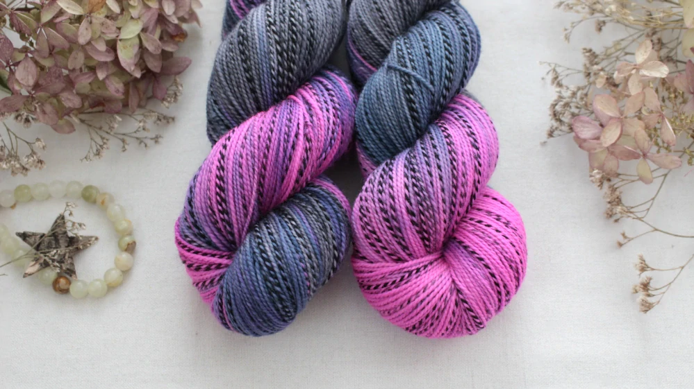 "Extravagance Love 3" - ZEBRA Merino sw/nylon 365m 