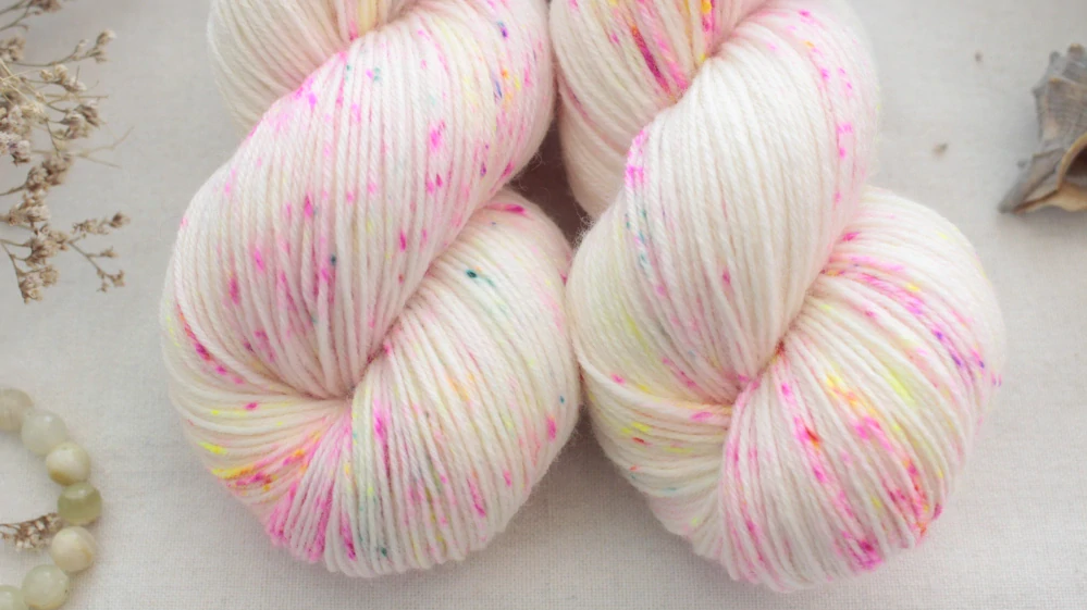 "Speckled Unicorn"  EXTRA Merino sw/polyamid 400m/100g