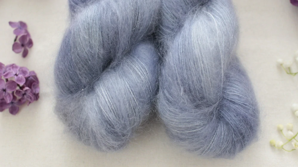"Nubes 2"- 75% superkid mohér/25%hedvábí 420m/50g
