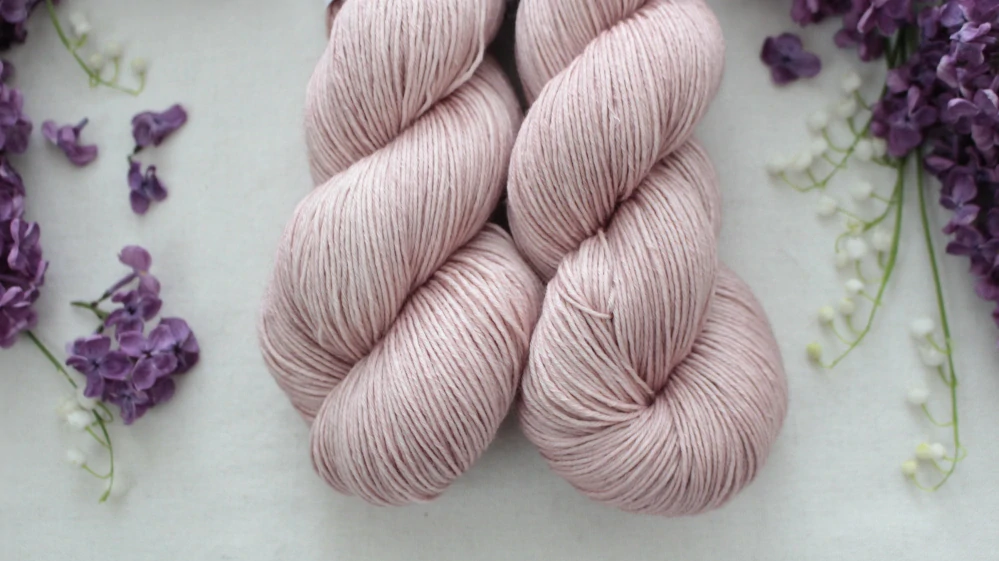 "Rosesita" 80% merino 20% hedvábí 400m 