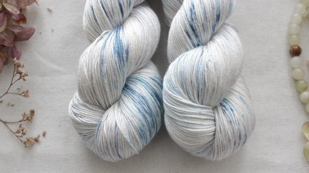 "Sněžítko" 100% pravé hedvábí 400m