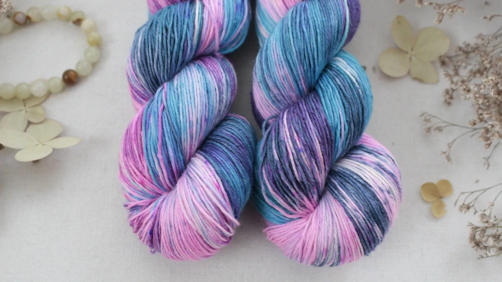 "Sinda" 80% merino 20% hedvábí 400m 