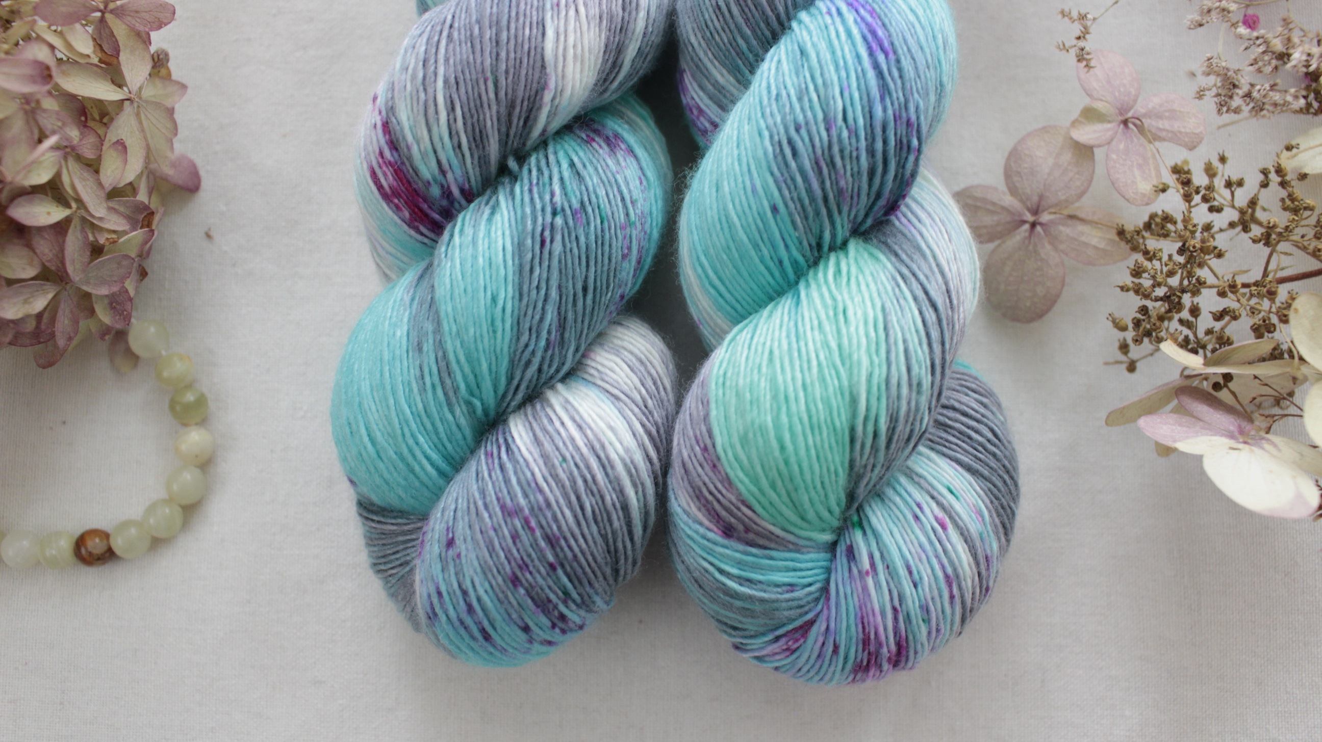"Bamako" merino/hedvábí 70/30 400m jednonitka 