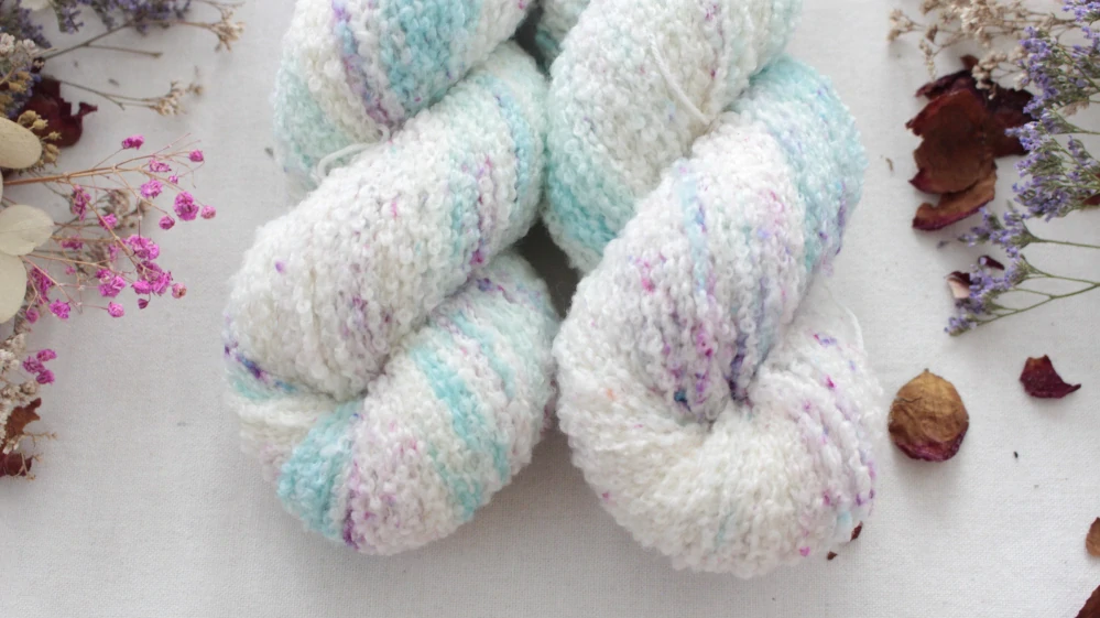 "Flow 5" - merino sw Boucle 220m/100g