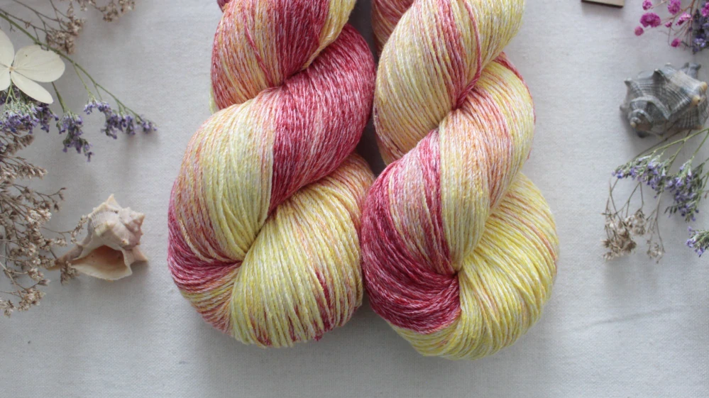 "Summer sunset" - 53% bambusová viskóza 47% buretové hedvábí 460m/100g