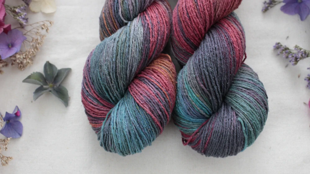 "Araora 2" - Buretové hedvábí 300m/100g