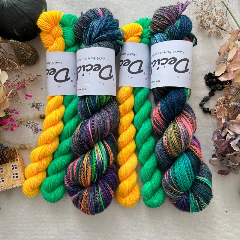 "Hello Monster 2" - ZEBRA Merino sw/nylon 365m set 140g