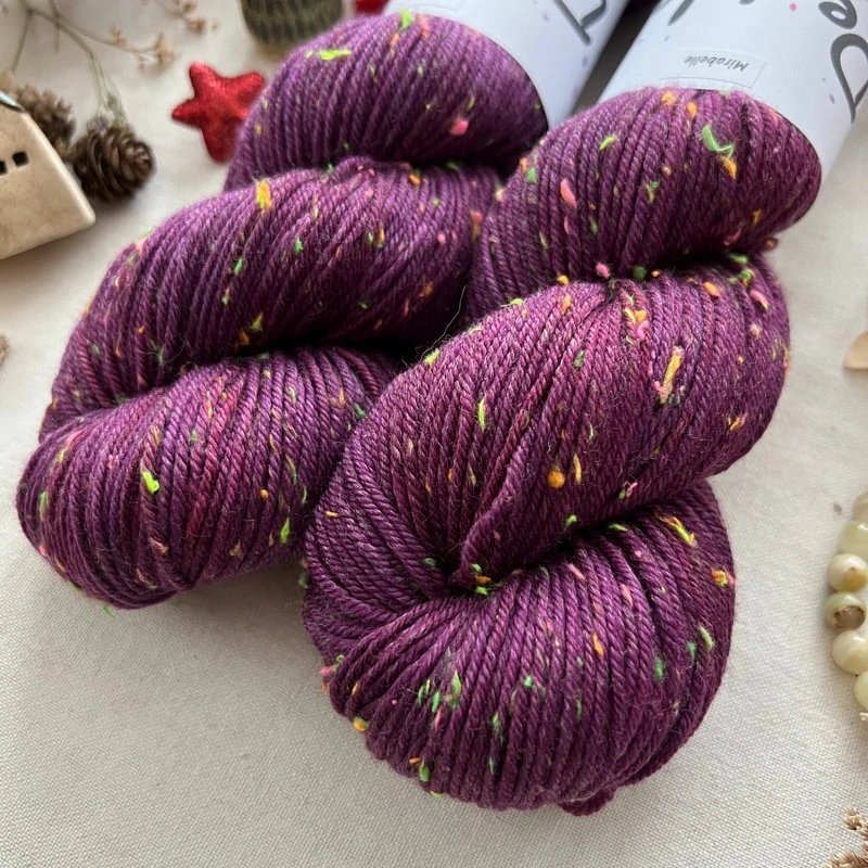 "Mirabelle" Donegal DK -  85% merino a 15% donegal nopky 212m